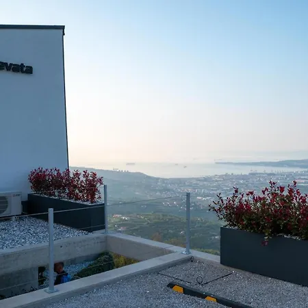 Casa Elevata * Koper