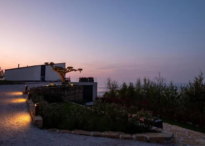 ヴィラ Casa Elevata *