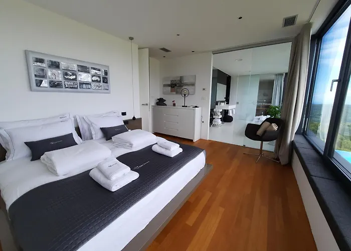 Casa Elevata コペル